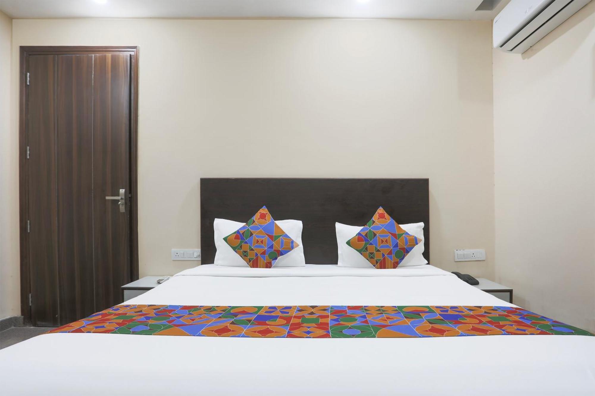 Fabhotel Bliss Premium Gurgaon Exterior photo